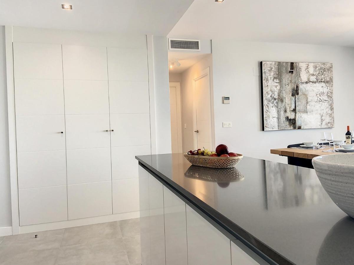 Via Celere 2330 Sea View Apartment Casares Esterno foto
