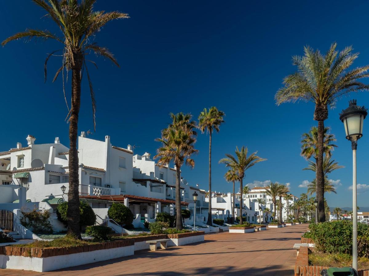 Via Celere 2330 Sea View Apartment Casares Esterno foto